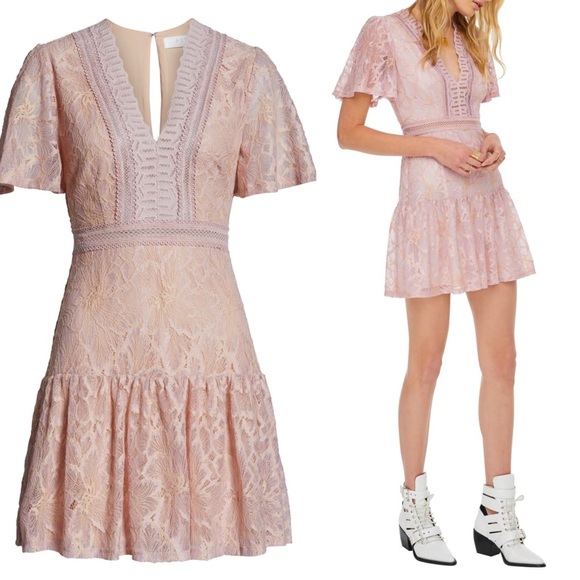 Astr Dresses & Skirts - ASTR Muse Lace Skater Dress